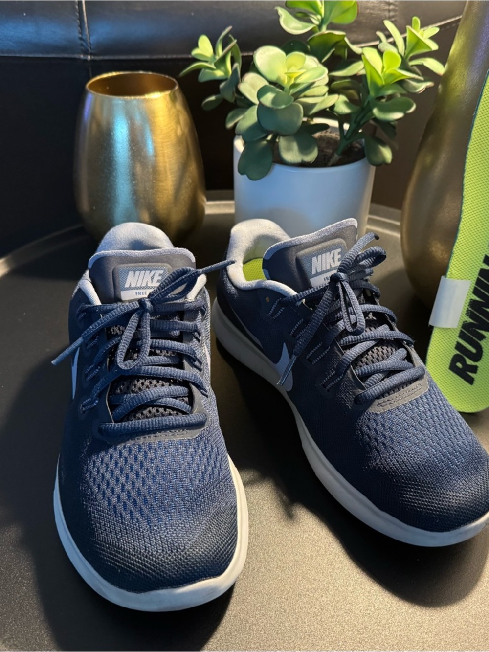 NIKE FREE RUN - Picture 2 of 3